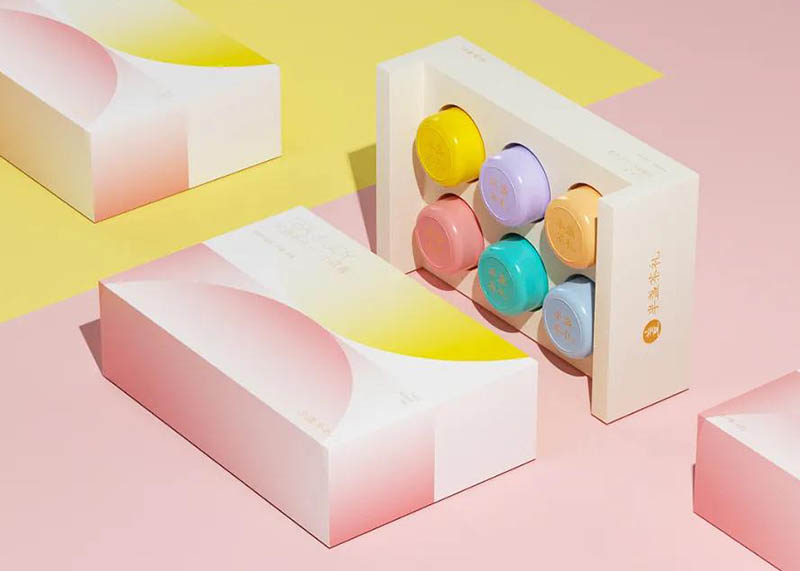 對比新式和傳統(tǒng)兩款茶葉的包裝設(shè)計，元素用對了是關(guān)鍵！